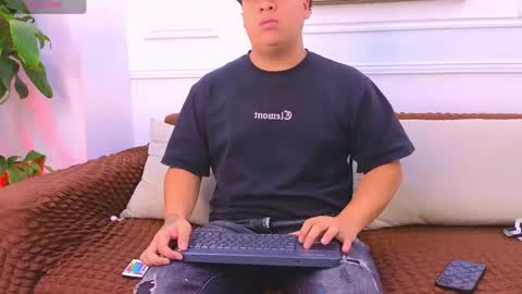 bennett_alejoo online show from 05/27/26, 07:00