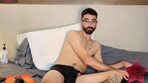 benny_boy95 online show from 09/30/25, 03:00