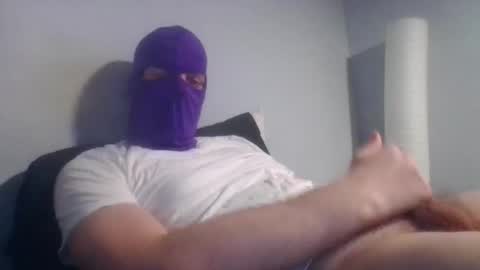 Snapshot of bennybueno chatting on 02/22/26, 02:24 bennybueno online show from 02/22/26, 02:24