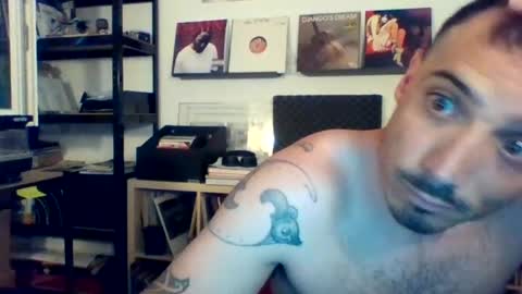 BennyHola online show from 06/22/26, 10:45