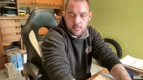 benochau online show from 03/30/26, 02:51