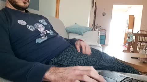 Snapshot of benoitgmx12 chatting on 01/05/25, 02:19 benoitgmx12 online show from 01/05/25, 02:19