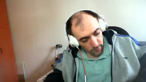 bentish online show from 01/25/25, 07:38