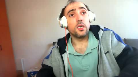 bentish online show from 01/25/25, 10:40