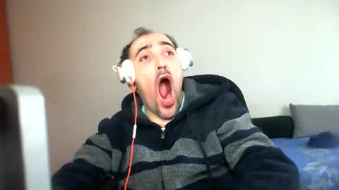 bentish online show from 02/07/25, 02:15