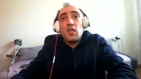 bentish online show from 02/12/26, 07:36