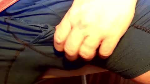 Ben online show from 11/17/25, 05:08