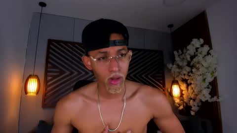 bento_fox online show from 10/22/25, 03:51