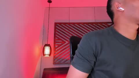 bento_fox online show from 04/22/26, 03:31