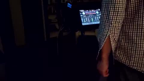 Snapshot of bentpilot chatting on 11/13/25, 10:03 bentpilot online show from 11/13/25, 10:03