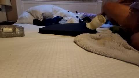 Snapshot of bentpilot chatting on 12/19/25, 11:45 bentpilot online show from 12/19/25, 11:45