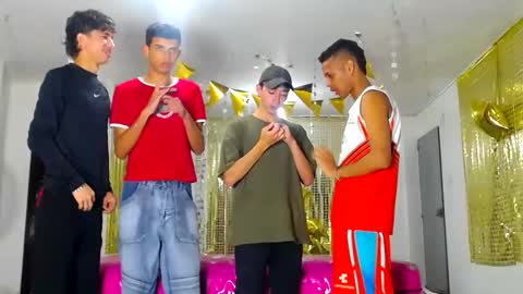 benz boys online show from 02/20/25, 12:15