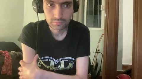 berceuse111 online show from 04/05/26, 06:32