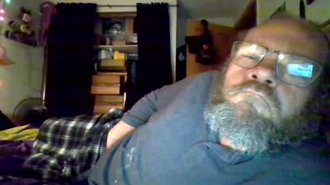 bergeeric1970 online show from 04/22/26, 05:21