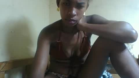 Snapshot of beriziky chatting on 03/04/26, 06:52 beriziky online show from 03/04/26, 06:52