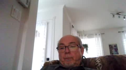 bernard1102 online show from 01/01/25, 05:33