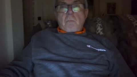 bernard1102 online show from 01/08/25, 02:57