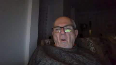 bernard1102 online show from 01/23/25, 02:55