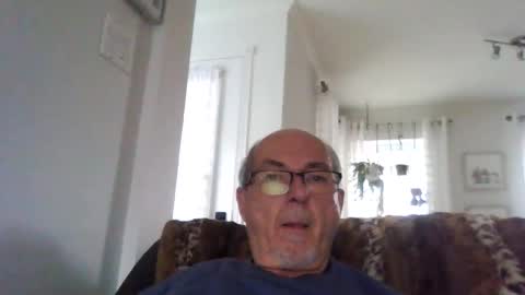 bernard1102 online show from 10/20/25, 06:08