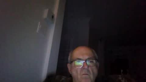 bernard1102 online show from 11/14/25, 12:42