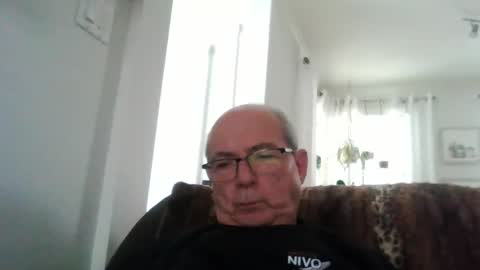 bernard1102 online show from 01/08/26, 02:52