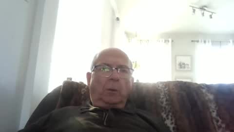 Snapshot of bernard1102 chatting on 02/09/26, 06:34 bernard1102 online show from 02/09/26, 06:34