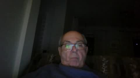 Snapshot of bernard1102 chatting on 02/25/26, 01:37 bernard1102 online show from 02/25/26, 01:37