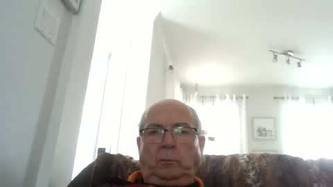 Snapshot of bernard1102 chatting on 02/27/26, 06:41 bernard1102 online show from 02/27/26, 06:41