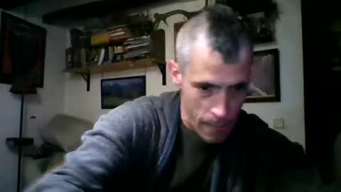 bernichaoss77 online show from 12/31/24, 11:49