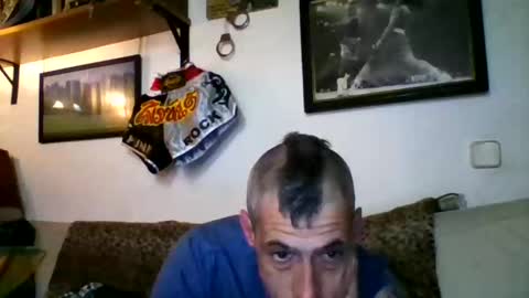 bernichaoss77 online show from 01/02/25, 02:33