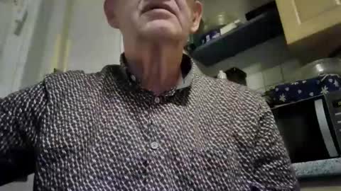 bernie6004 online show from 04/21/26, 07:06