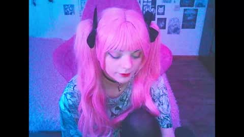 Snapshot of berriekitten chatting on 05/17/26, 01:58 BerrieKitten online show from 05/17/26, 01:58