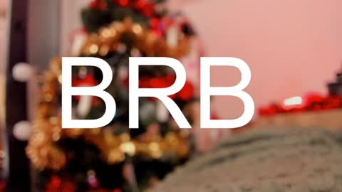 Snapshot of berrryjelly chatting on 12/26/24, 02:16 Hi Im NikaComing back online on Monday 3 online show from 12/26/24, 02:16