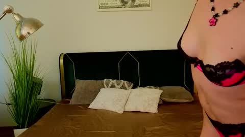 Violette online show from 03/12/26, 02:56