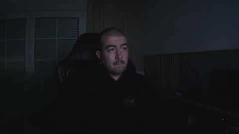 berto3389 online show from 12/03/25, 01:57