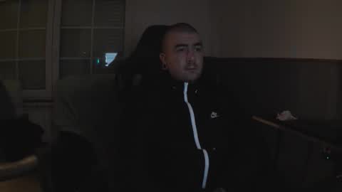 berto3389 online show from 12/18/25, 01:44