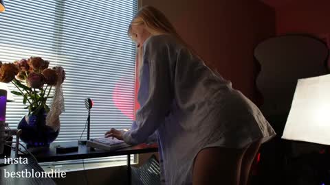 Chloe Next stream on Friday online show from 01/03/25, 11:33