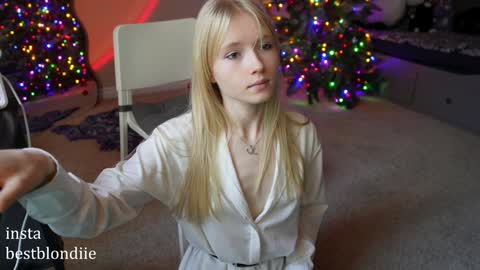 Chloe Next stream on Friday online show from 01/10/25, 05:24