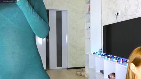 Hellen and Natali online show from 01/11/25, 03:13