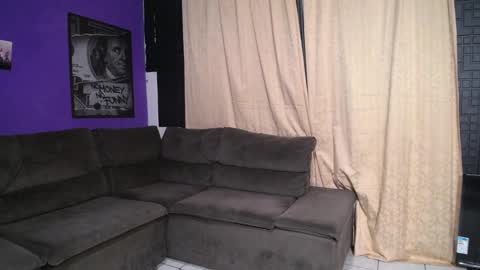 Snapshot of bestmuscle chatting on 02/13/25, 04:43 bestmuscle online show from 02/13/25, 04:43