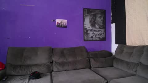 Snapshot of bestmuscle chatting on 02/19/25, 10:12 bestmuscle online show from 02/19/25, 10:12