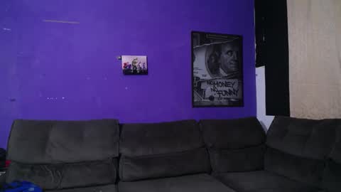 Snapshot of bestmuscle chatting on 03/10/25, 08:34 bestmuscle online show from 03/10/25, 08:34