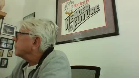 bestshot1951 online show from 01/14/25, 03:57