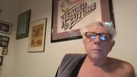 bestshot1951 online show from 02/18/25, 11:52