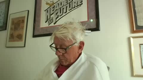 Snapshot of bestshot1951 chatting on 07/02/26, 11:49 bestshot1951 online show from 07/02/26, 11:49