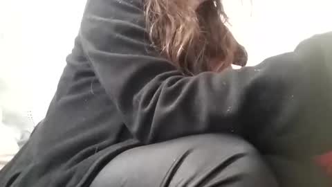 - online show from 03/09/25, 11:47