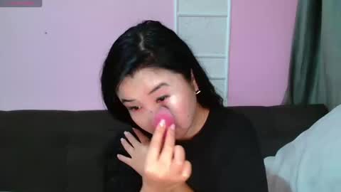 Bet Lu online show from 10/21/25, 05:19