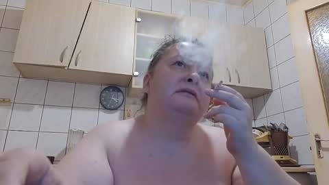 Snapshot of bethnorth chatting on 06/09/26, 01:17 bethnorth online show from 06/09/26, 01:17