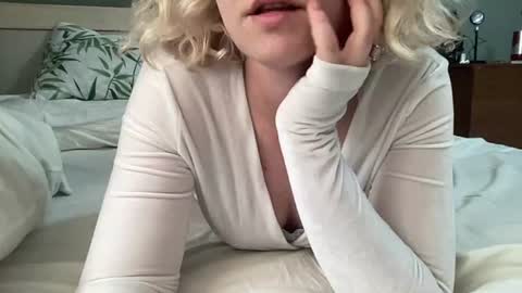 Bette online show from 07/16/26, 08:42
