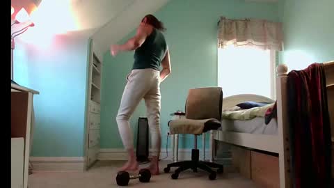 betterwithu2 online show from 01/04/25, 09:31